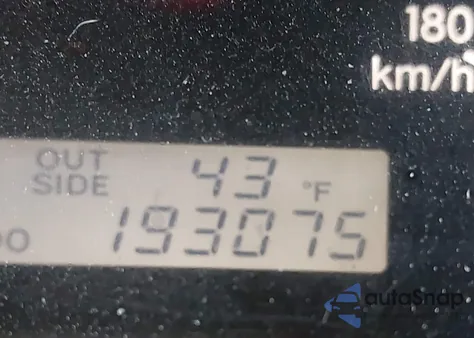 2008 Toyota Corolla Le z USA, uszkodzony, nr VIN 1NXBR32E98Z980448